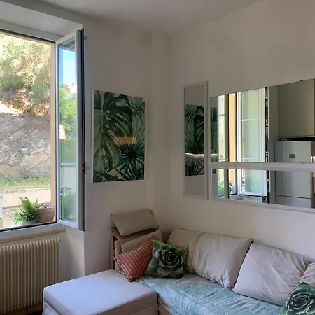 Au Calme Et Salon/cuisine + Sdb / Wifi-tv *